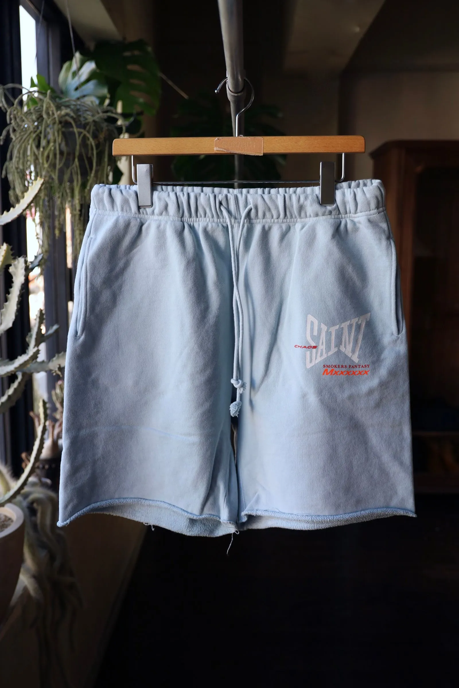 SAINT Mxxxxxx SWEAT SHORTS/RIBON SAINT/BLK pink SAINT LOGO shorts, black S-XL cotton and linen OE yarn fabric, stiff, light, comfortable and breathable, non-locking design, naturally rolled back after water, super handsome version, easy to match, original consistent main mark, wash water mark, little angel anti-counterfeiting mark